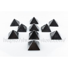 10 polished shungite pyramids 30x30mm